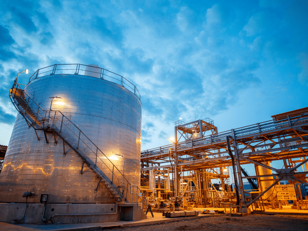 Cómo Limpiar Manualmente su Tanque de Combustible con un Limpiador de Tanques de Combustible