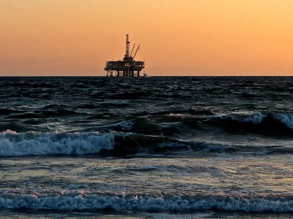 El Derrame de Petróleo en el Mar Interior de Seto: Una Tragedia Ambiental y Soluciones