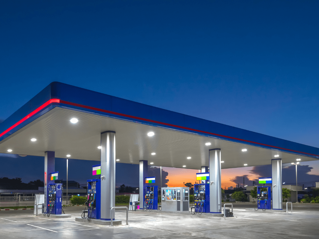 Limpieza de Gasolineras: Garantizando Seguridad y Protección Ambiental