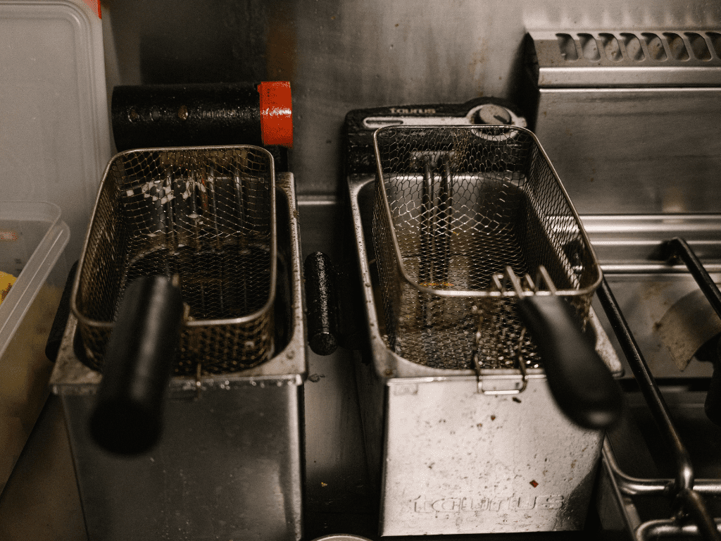 Desengrasantes y Limpiadores de Grado Comercial: Una Guía Completa para una Limpieza Superior